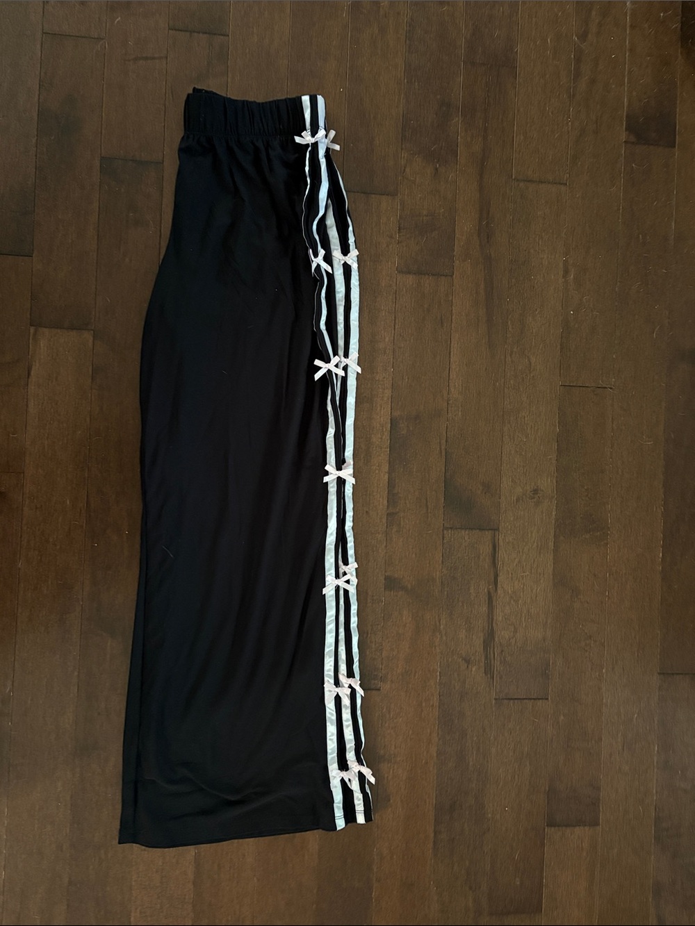 Black Side-Stripe Bow pants